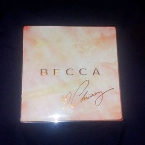 BECCA x Chrissy Teigen highlighter